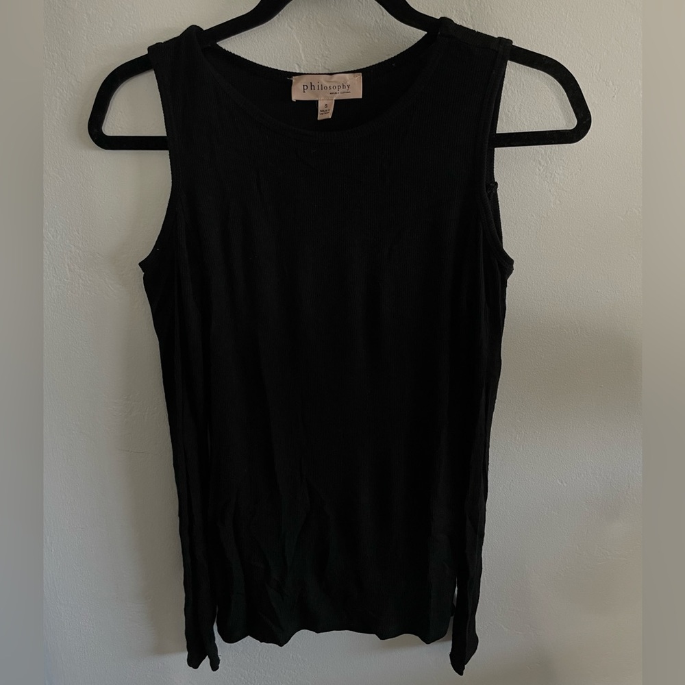 Super soft, light, long sleeve with shoulder cut outs